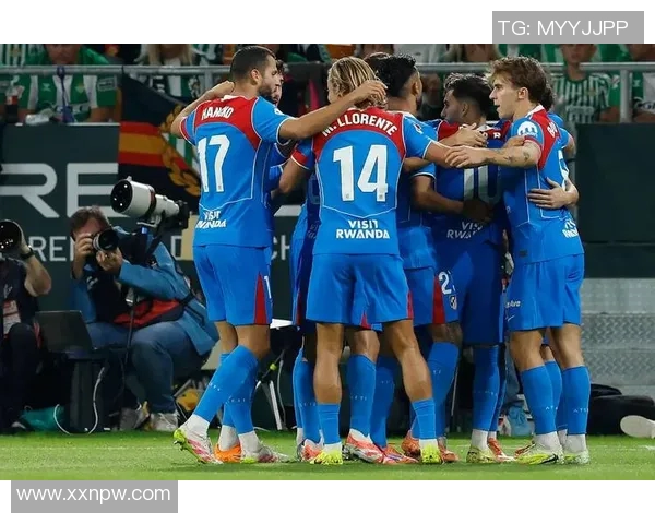 巴萨主场惨败，梅西遭遇两黄变红被罚下，马德里竞技豪取客场胜利：一场令人瞠目的比赛