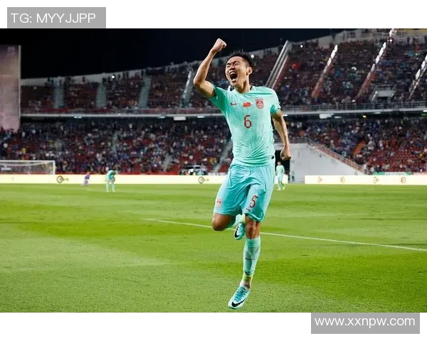 武磊精彩抽射破门助力球队逆转胜利展现超凡实力