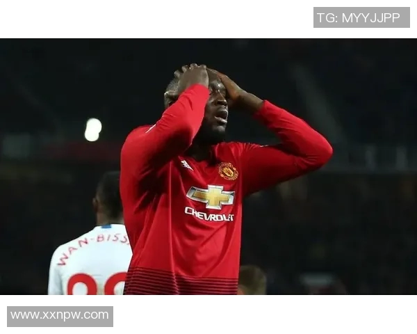 曼联锋霸卢卡库:我在这里很开心,会继续为球队拼搏 曼联锋霸卢卡库:我在这里很开心,会继续为球队拼搏