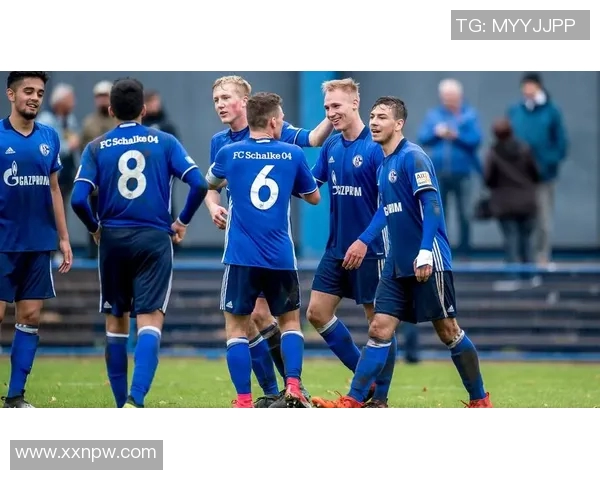 沙尔克保级之路波折，战平奥格斯堡难求胜利